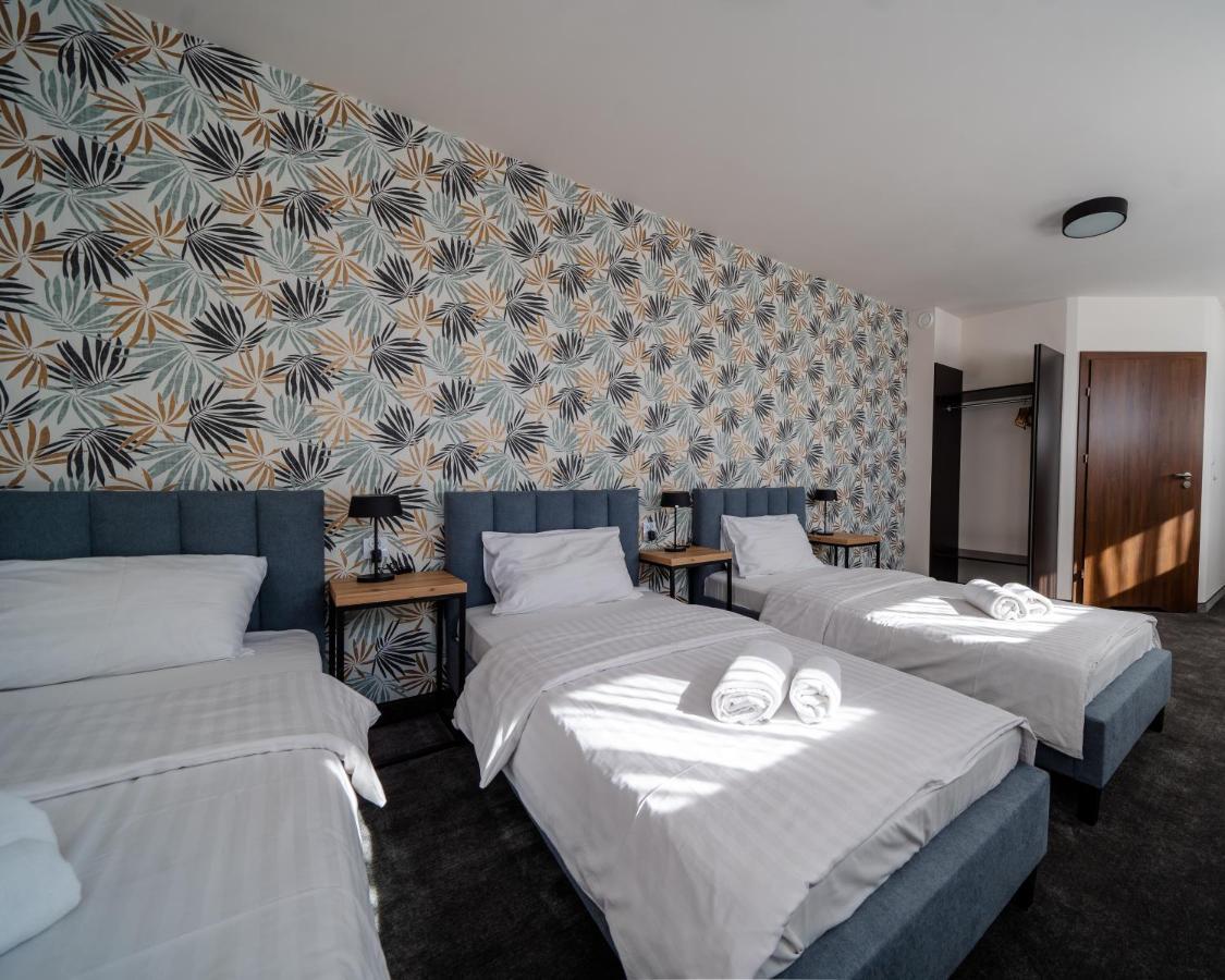 Kelman Inn Global Nowa Sol Esterno foto