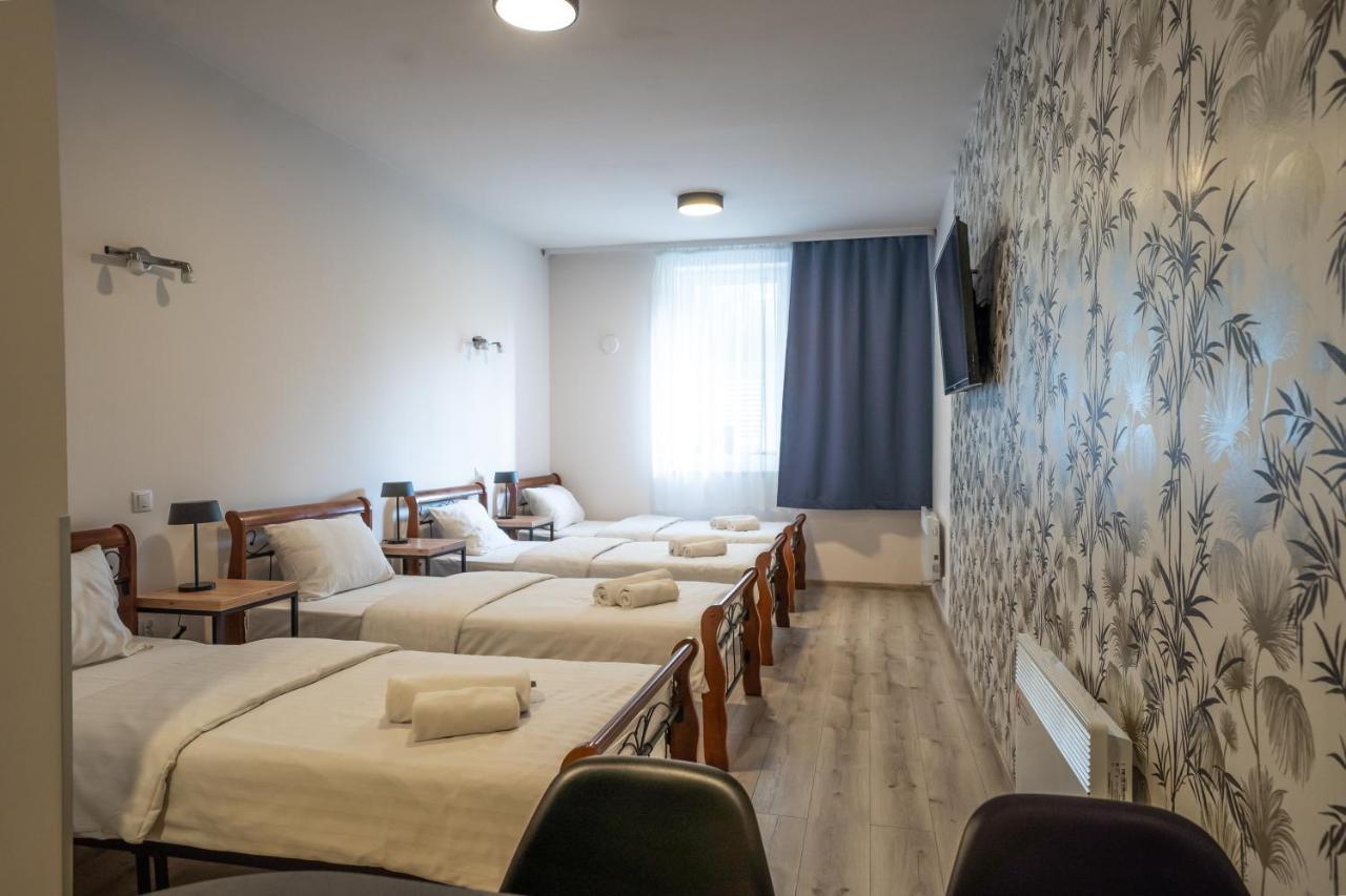Kelman Inn Global Nowa Sol Esterno foto